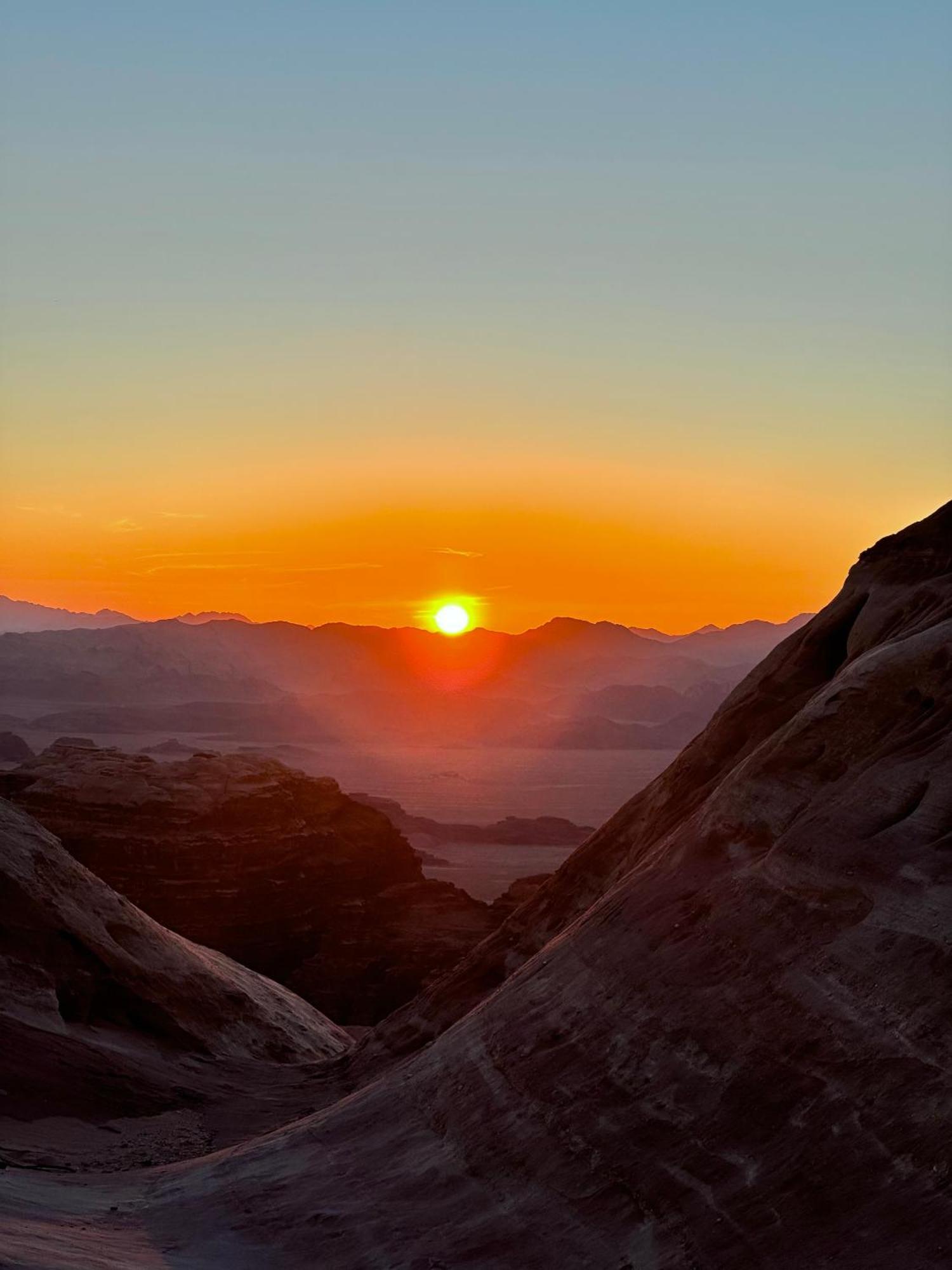 فندق Wadirum Sunset Camp وادي رم المظهر الخارجي الصورة